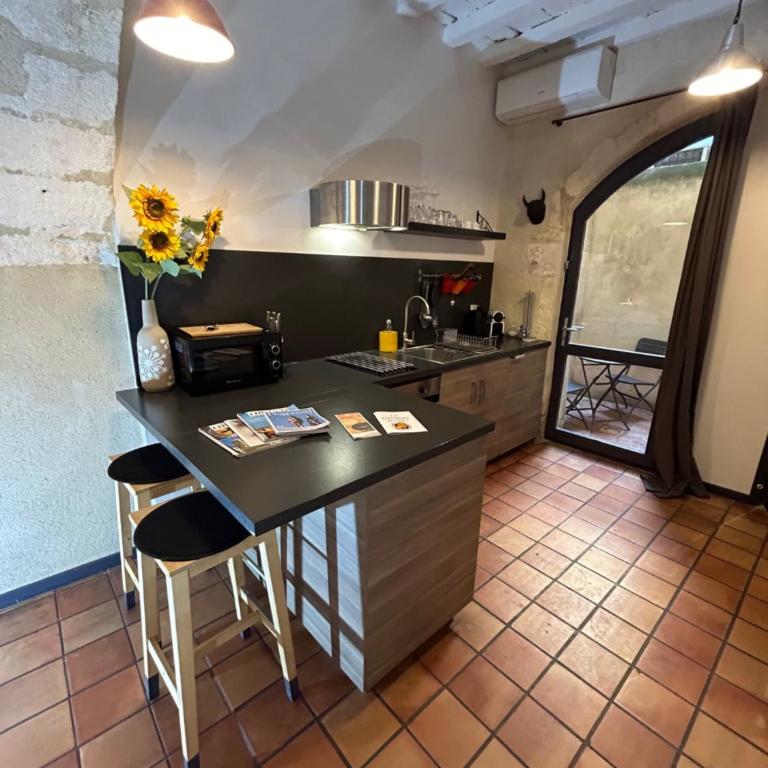 Studio Vernon - One-Bedroom Apartment - 30