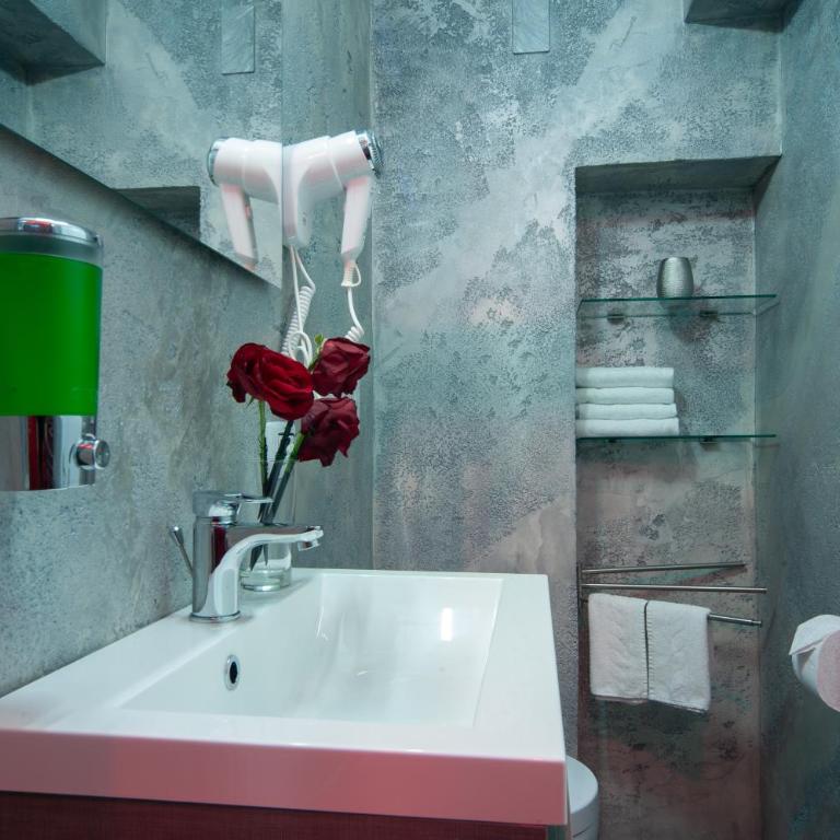 Navona Jacuzzi Apartment - Appartamento con 2 Camere da Letto - 43