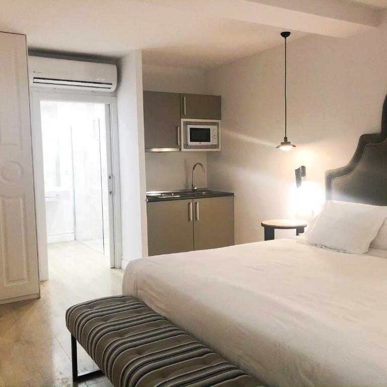 Suites Hom Sevilla - Estudio - 4