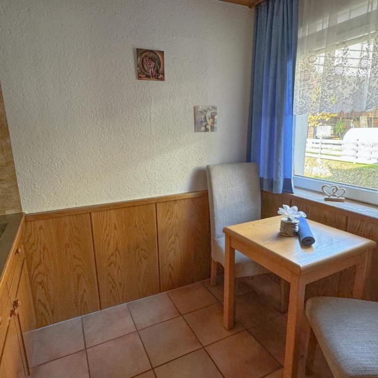 Landhaus Krenn - Apartment mit 1 Schlafzimmer und Aussicht - 5