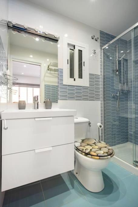Piso a estrenar junto al mar ubicación inmejorable - Apartamento de 2 dormitorios - 20