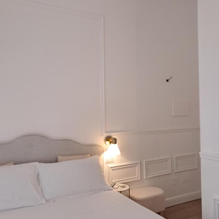 Domus Sirena - Standard Double Room - 9