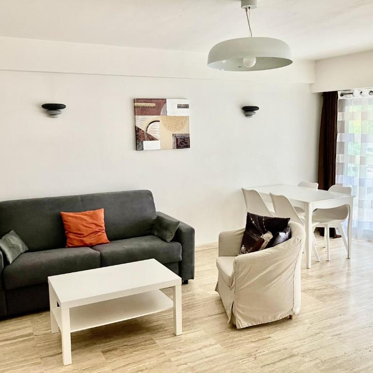 Grand 2 pieces- Marche Forville - Appartement 1 Chambre - 1