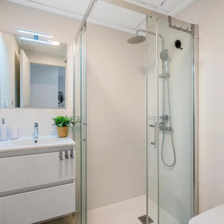 Bouda Residence Luxury stay with Private Jacuzzi - Apartamento de 2 dormitorios con vistas a la piscina - 14