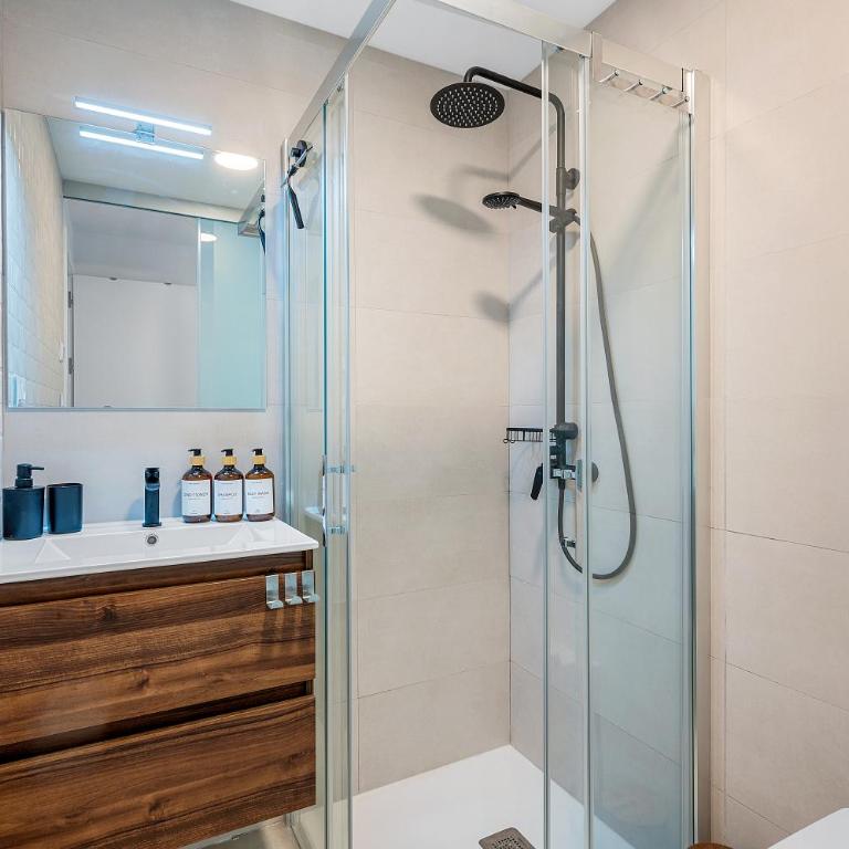 Bouda Residence Luxury stay with Private Jacuzzi - Apartamento de 2 dormitorios con vistas a la piscina - 15