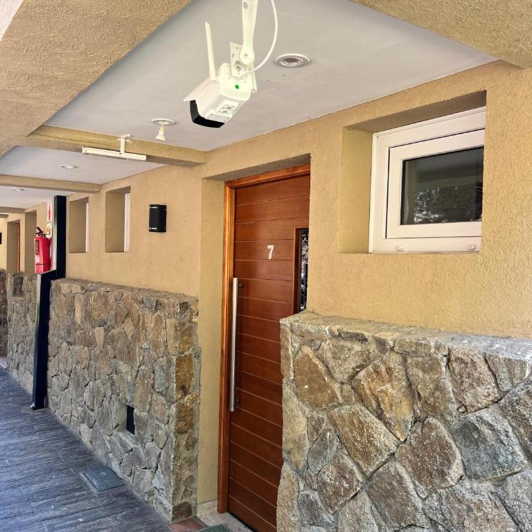 hermoso departamento en barrio privado - Apartamento de 3 dormitorios - 2