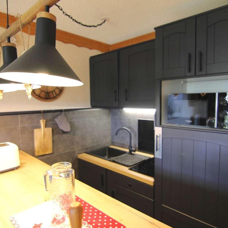 Appartement cosy 2 pièces, centre station, balcon sud-ouest - FR-1-594-139 - Apartment (4 Erwachsene) - 11