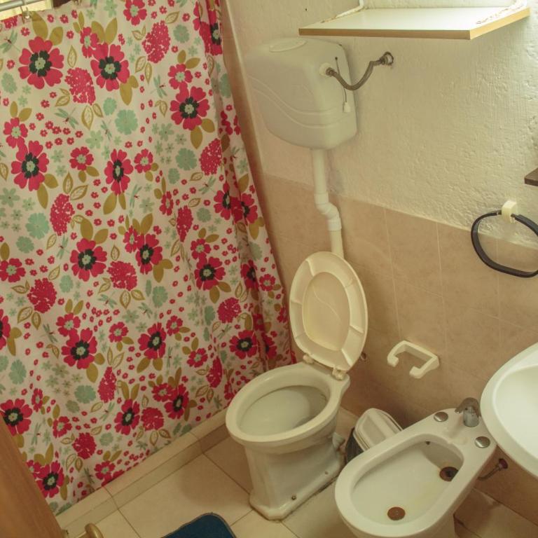 Compañeras - Two-Bedroom House - 12