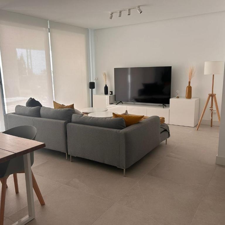 Modern garden apartment by Cabopino golf - Apartamento Premium de 3 dormitorios con balcón - 4