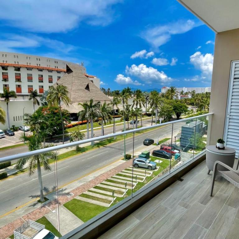 Oasis de Lujo en Nuevo Vallarta - Apartamento de 3 dormitorios - 2