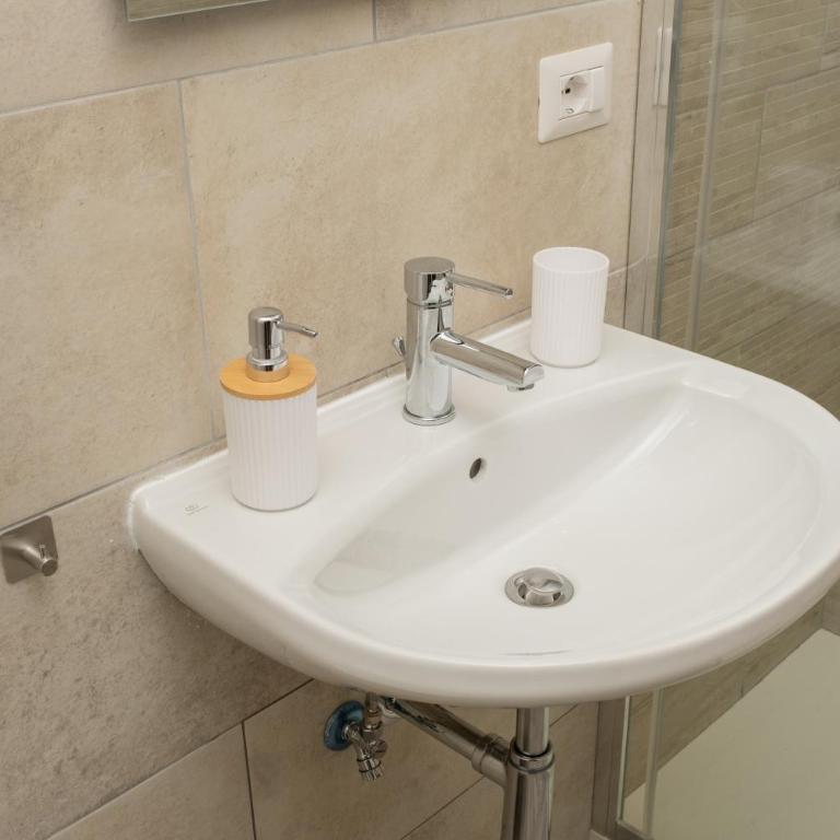 Fix You Apartment Fco 2 - Appartamento con 1 Camera da Letto e con Giardino - 10