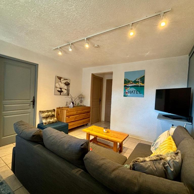 Appartement Chalet des Iris - Charmant T3 proche du centre - Appartement 2 Chambres avec Balcon et Terrasse - 6