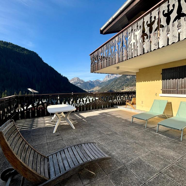 Appartement Chalet des Iris - Charmant T3 proche du centre - Appartement 2 Chambres avec Balcon et Terrasse - 13