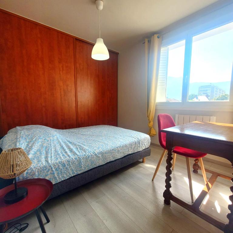 Élégant 3 Chambres avec Parking - Appartement 3 Chambres - 8
