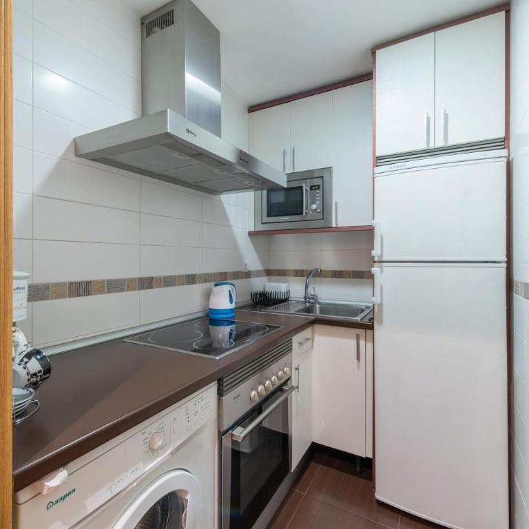 Apartamentos Day Madrid CALLAO II - Two-Bedroom Apartment - 3