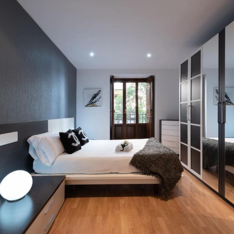 Apartamentos Day Madrid CALLAO II - Apartment with Balcony - 14