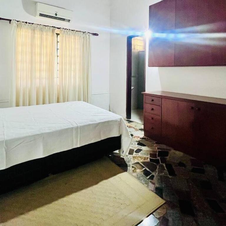 Amplia y hermosa casa quinta de 4 habitaciones - One-Bedroom Villa - 8