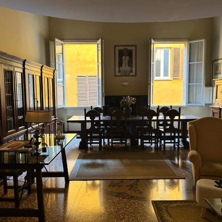 Bologna Medieval Art Loft - One-Bedroom Apartment - 45