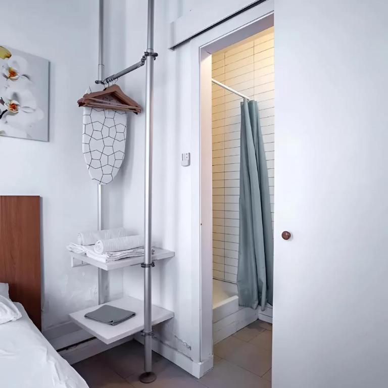 Mooeve Sant Antoni Montjuïc - Two-Bedroom Apartment with Balcony - 14