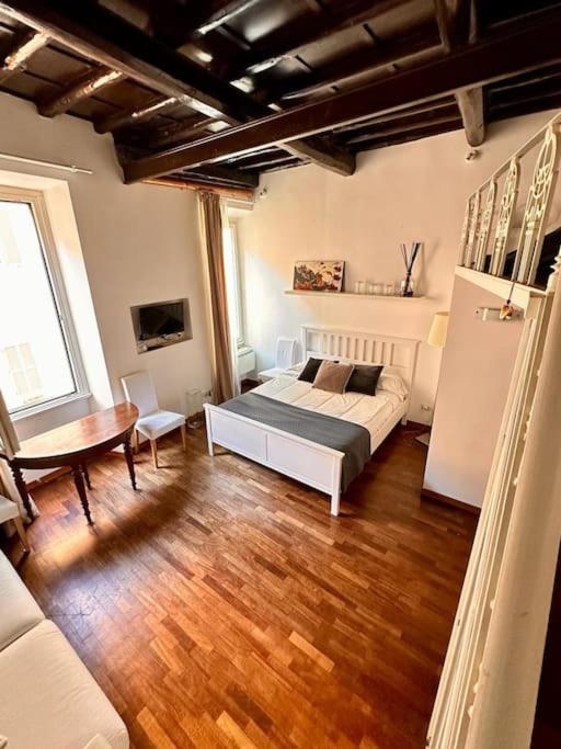 Tata Home Monti - Appartamento con 1 Camera da Letto - 16