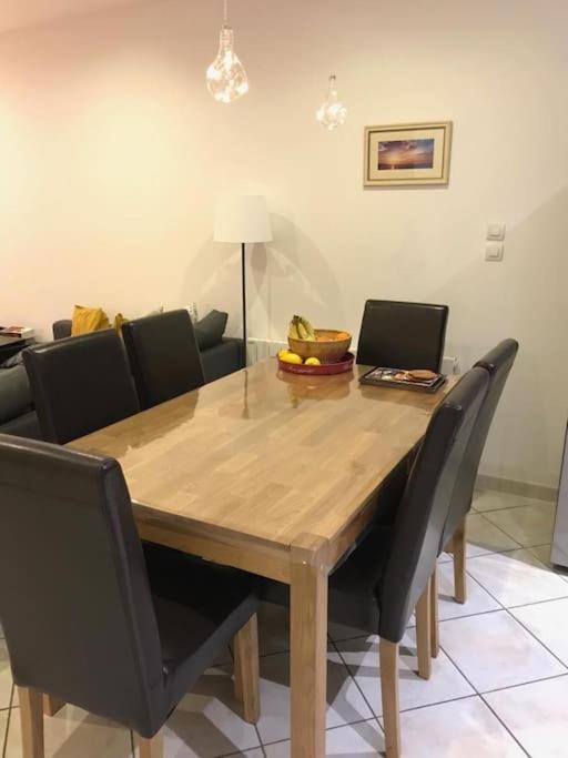 Maison de Bergers, Cyclist & Ski Friendly Town House, WIFI, Secure Bike Store - Casa Vacanze - 16