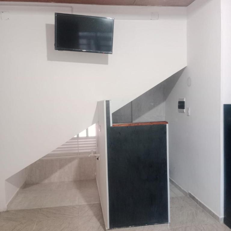 A Apartaestudio central amoblado con cocina y baño - Apartamento de 1 dormitorio - 6