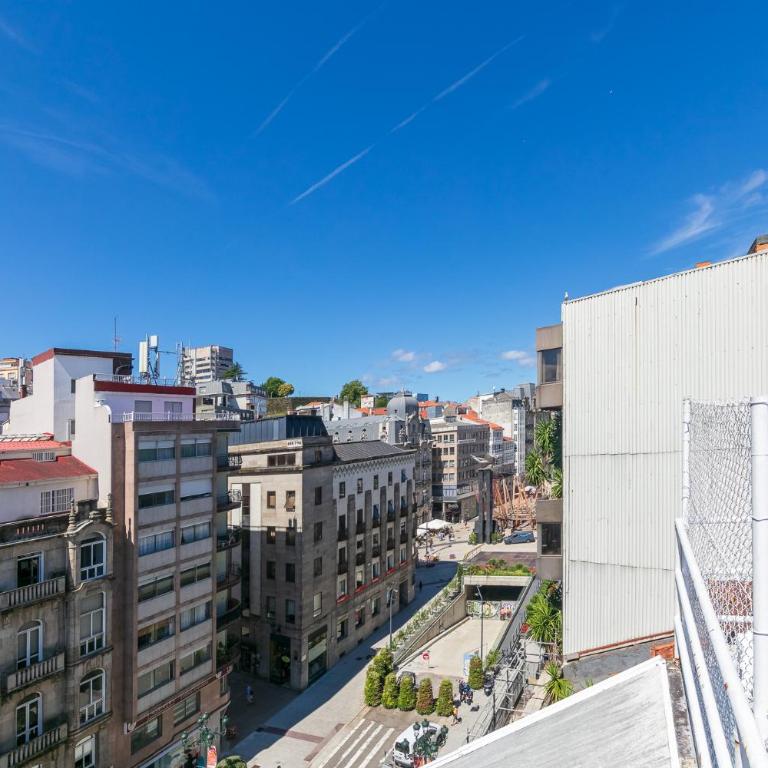 Ático Dúplex con Terrazas Privadas Vigo Centro 2 hab ツ by Rias Baixas Rentals - Apartamento de 2 dormitorios con balcón y terraza - 25