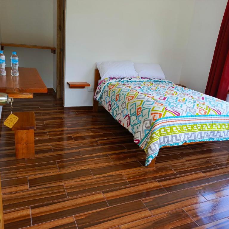 CABAÑAS GOLDEN TANAGER - Habitación Doble con baño privado - 3