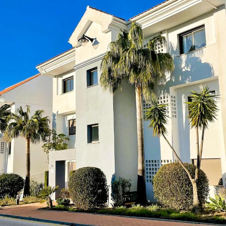 Magnificent Casa Cerro Colorado - Two-Bedroom Deluxe Apartment with Balcony - 48