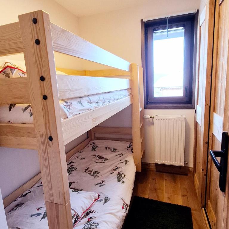 Charmant appartement au cœur de Montalbert avec balcon et parking privé, proche des pistes - FR-1-755-33 - Apartment - 2