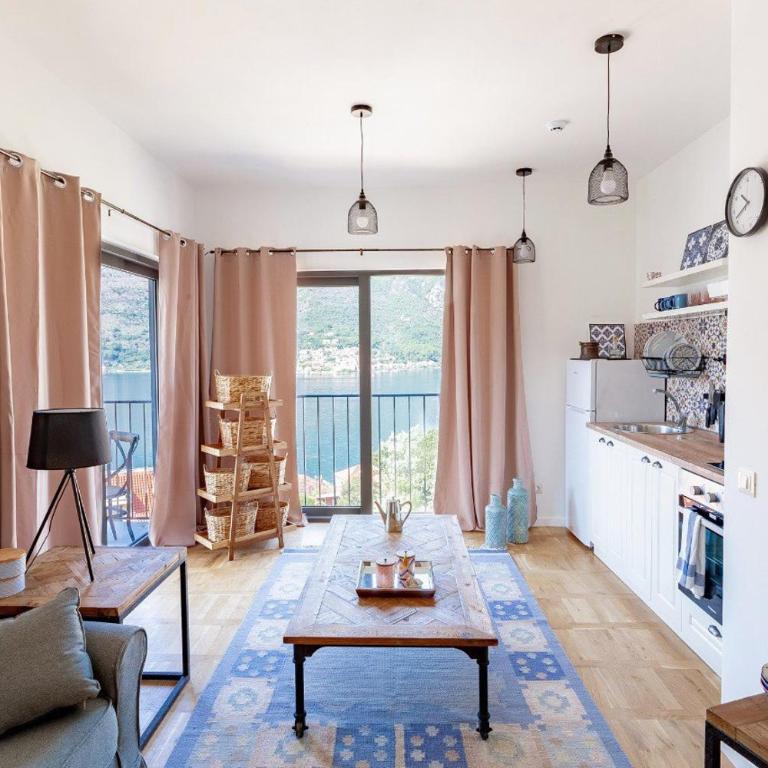 CICADA SEA VIEW, 2-BD APARTMENT, Dobrota - Apartman sa 2 Spavaće Sobe - 1
