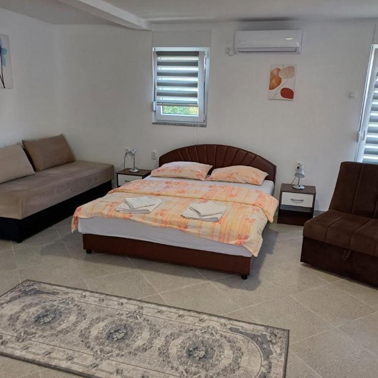 Apartment S - One-Bedroom Apartment - 15