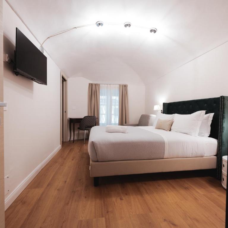 Carlo Felice Boutique Hotel - Camera Tripla Deluxe - 39