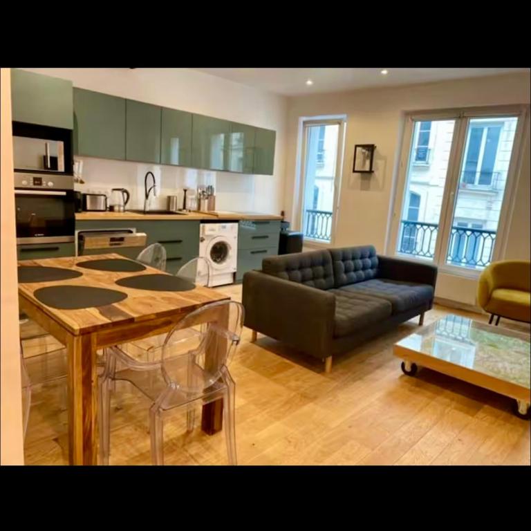 Paris Centre - One-Bedroom Apartment - 9