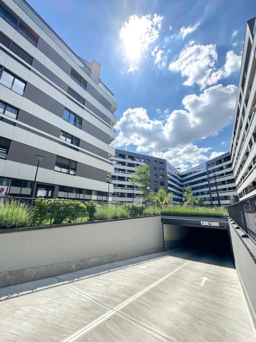 West 65 airport city apartment - Apartman sa 1 Spavaćom Sobom - 2