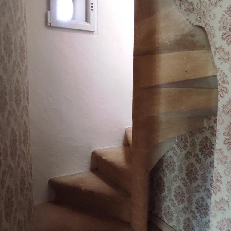 Maison avec jolie vue, 5mn à pied du centre - Maison 3 Chambres - 12