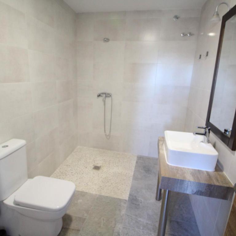 Luxury Wellness Villa with Pool Yoga Studio & Hammam for 14p & 40 min to Malaga city - Villa - 46