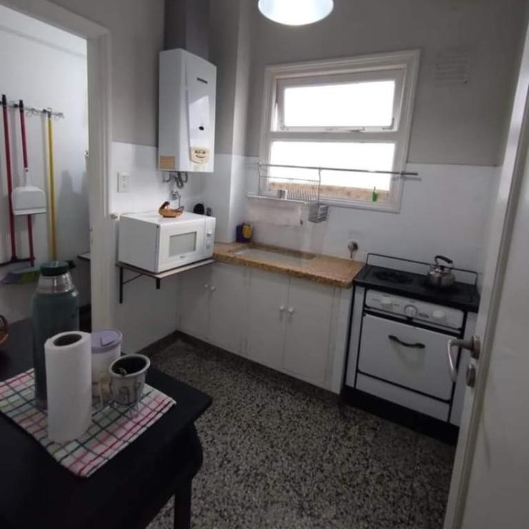 Departamento 1 ambiente 200 metros a la playa - Apartamento de 1 dormitorio - 5
