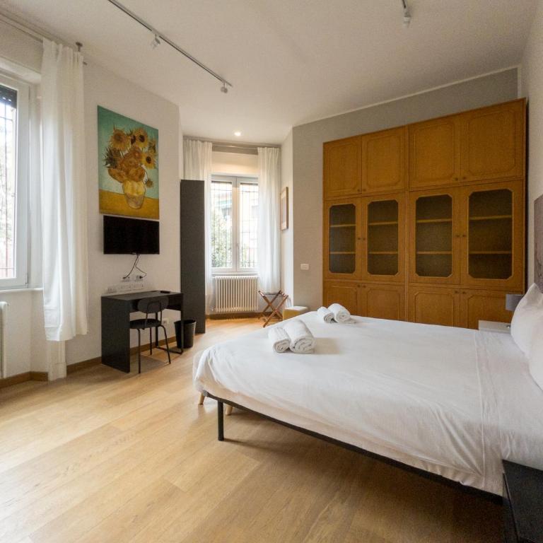 RRRapido Holy Suites and Rooms - Via Sardegna - Superior Quadruple Room - 11