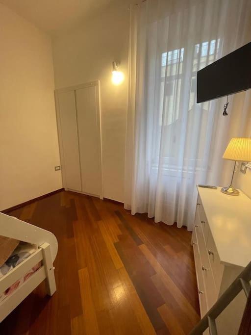 Casa Vacanze Vico Porta di Mare - Appartamento Deluxe con 2 Camere da Letto e Balcone - 25