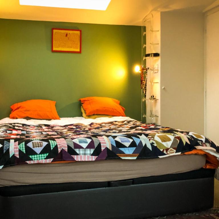 Charming house, calm garden in the center of Paris - Appartement 1 Chambre - 23