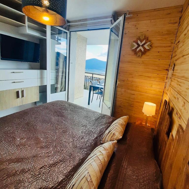 Appartement, vue LAC Panoramique avec Terrasse, Parking, Aux Angles - Apartment with Lake View - 11