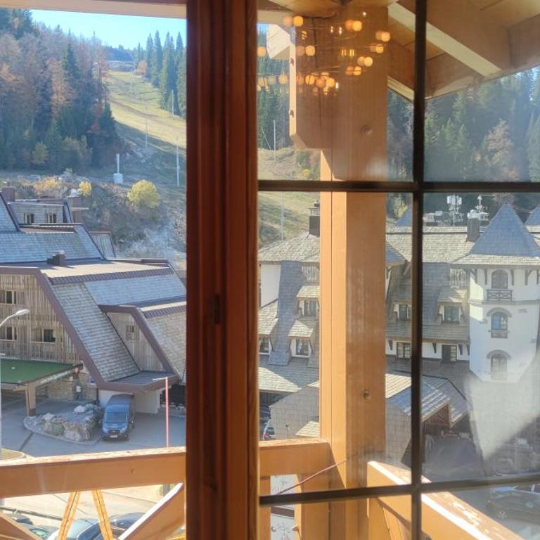 Luxury Hotel Apartment - Jahorina - Two-Bedroom Apartment - 38