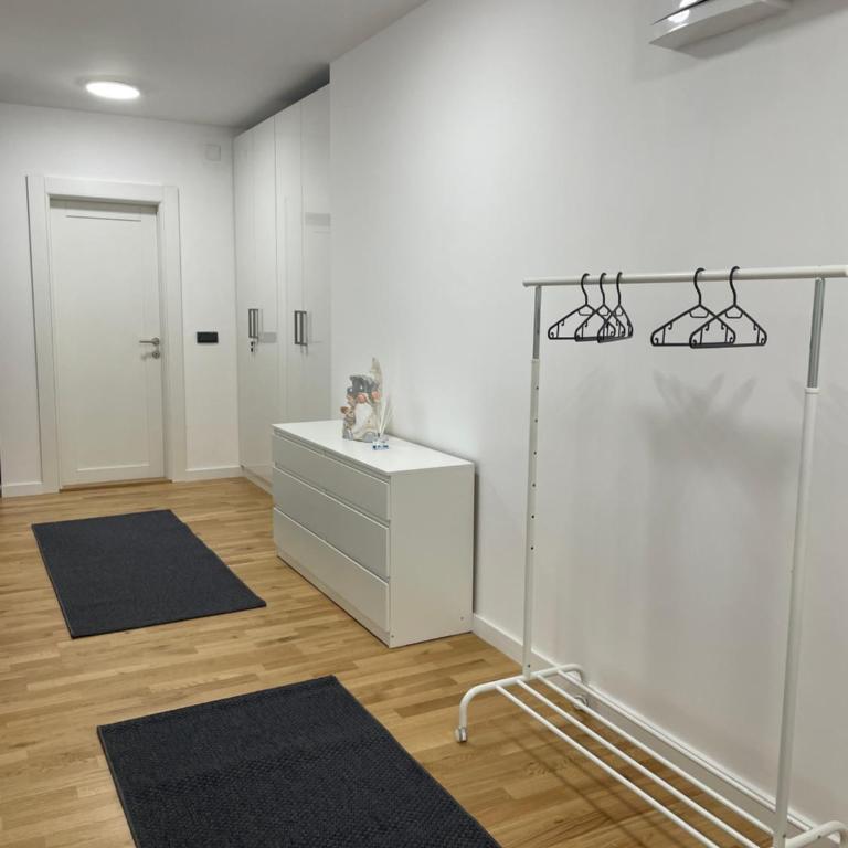 Joy apartment 7 Vracar 3 bedrooms 2 bathrooms - Apartman sa 3 Spavaće Sobe i Balkonom - 9