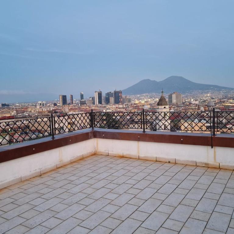 Faccia Gialla Napoli Casa Vacanze - Casa con 2 Camere da Letto - 8