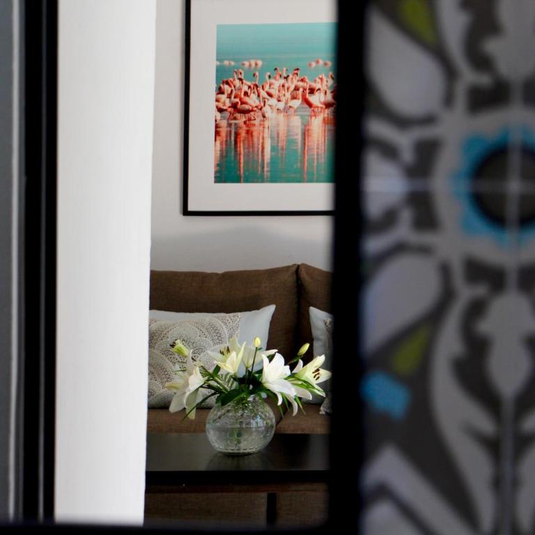 The Diplomat Boutique Hotel - King Suite with Pool View - 3