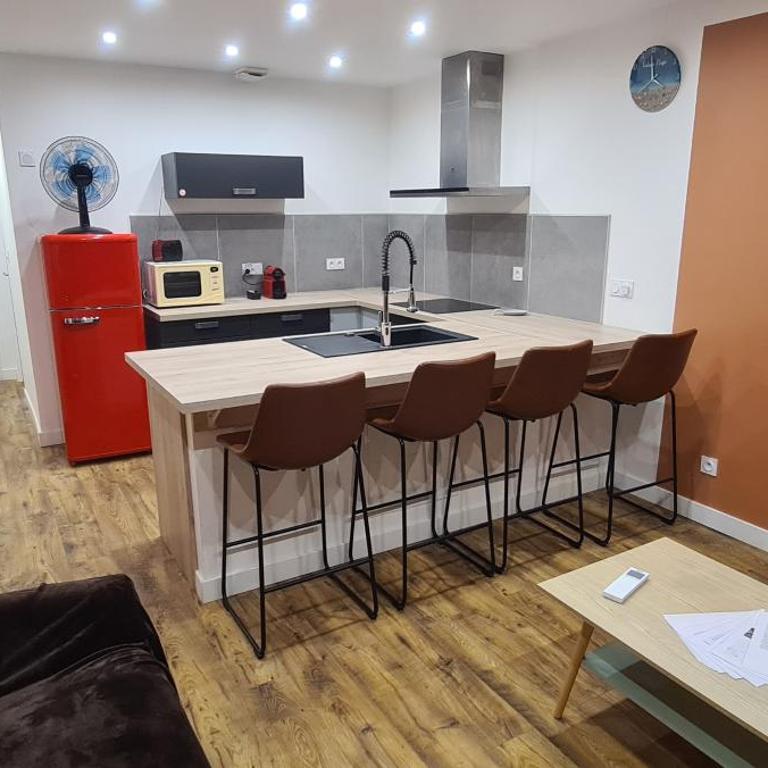 Appartement centre-ville, Valras-Plage, chez Géraud et Séverine - Appartement 1 Chambre - 4