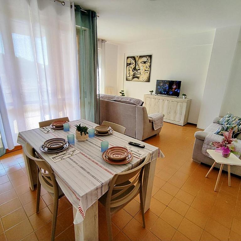 Casa Viviana con BOX bici moto auto - Appartamento con 3 Camere da Letto - 5