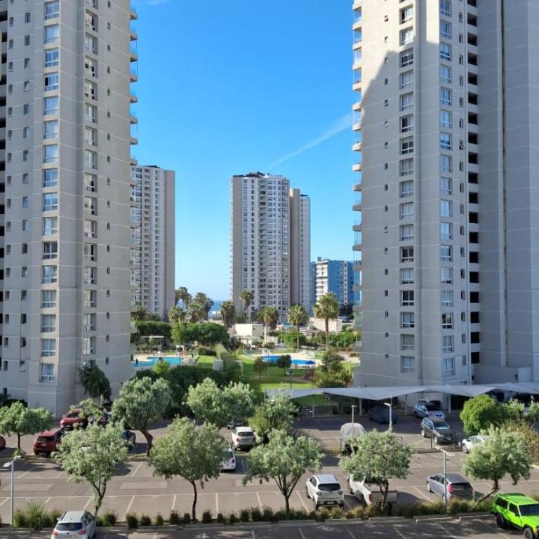 Departamento condominio marina del sol 2 - Two-Bedroom Apartment with Pool View - 10