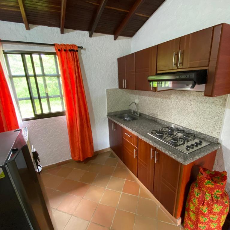 RANCHO SAN LUIS, Páramo - Habitación Familiar con vistas al lago - 11